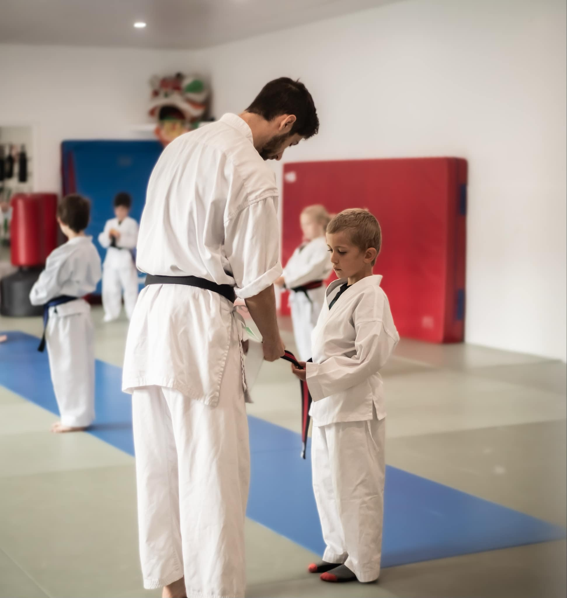 Perseverance, constance et succes au karate pour les enfants