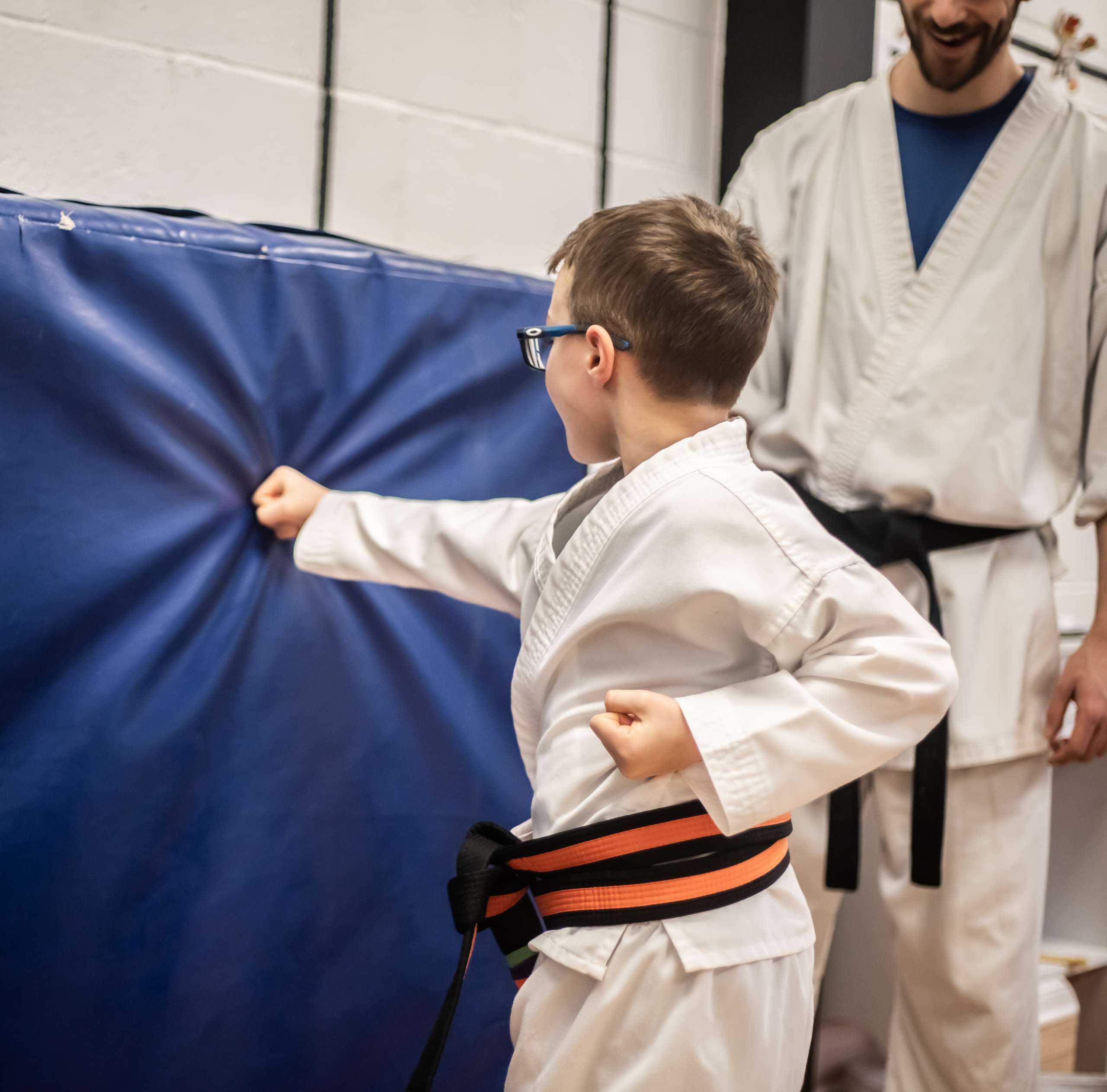 Karate enfants: comment aider les enfants intimides a progresser